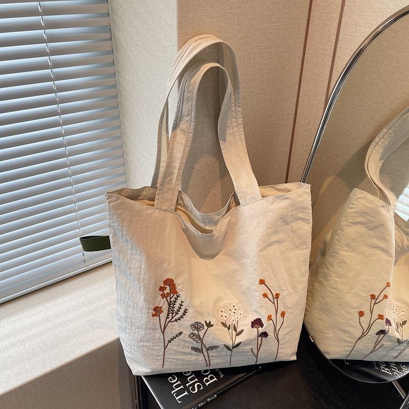Летняя вместительная сумка-тоут на плечо для поездок на работу, женская новая модная вышитая тканевая сумка, сумка-подмышка
