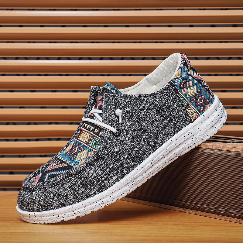 Summer New Ethnic Style Men's Shoes Linen Canvas Walking Trendy Shoes Casual Breathable Flat Plate Shoes 2025 One Step Stepping