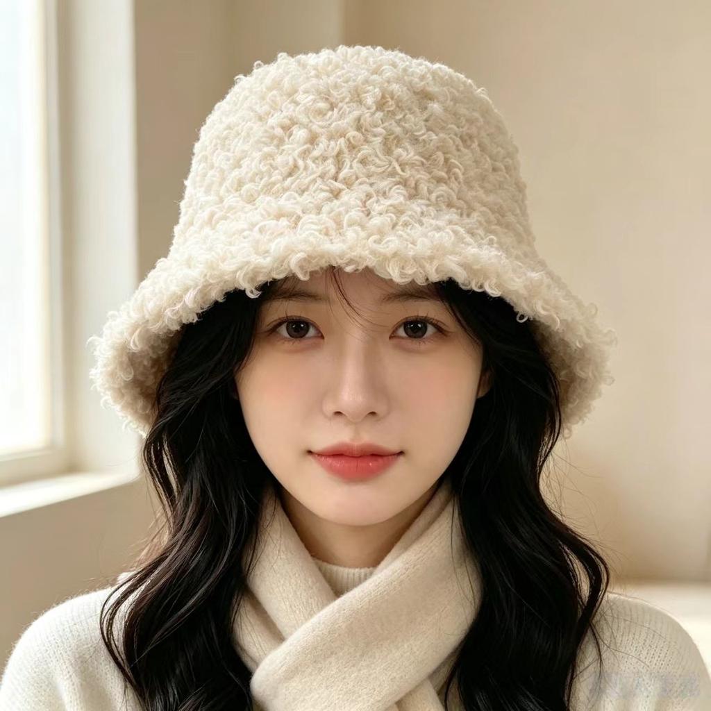 Autumn and winter plush curly bucket hat female face small thermal basin hat imitation lamb wool bucket hat retro knitted hat