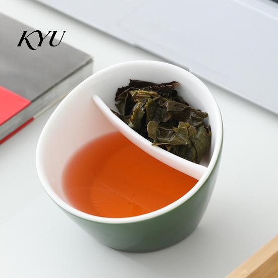 Durable Tea Cup for Commuting Ceramics Tilting Teacup with Infuser, Integrated Strainer Portable Brewing Cup, Multi-function Infuser Mug 350ml
