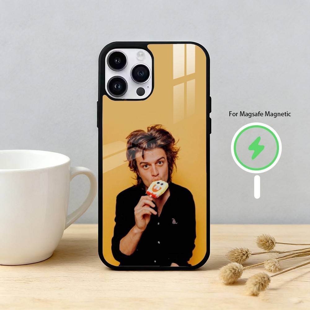 Actor S-Steve Harrington-N Phone Case For iPhone 17/16/15/14/13/12/Plus/Pro/Max for Magnetic Wireless Charging