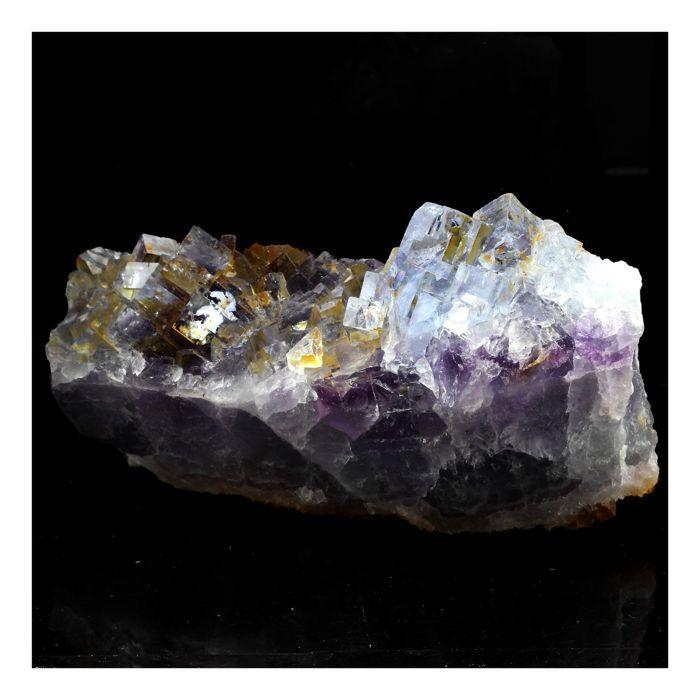 Pierres et Minéraux. Fluorite. 2240.0 ct. Le Beix, Puy-de-Dôme, France..