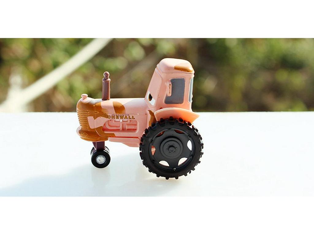 Тачки 2 Трактор Маленькая Корова Хранитель Фермы Игрушка Гонщик