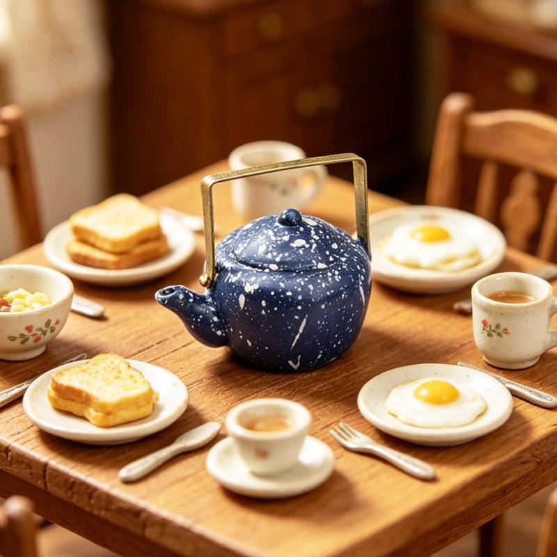 Classic 1:12 Scale Miniature Enamel Kettle for Dollhouse Kitchen Retro Design