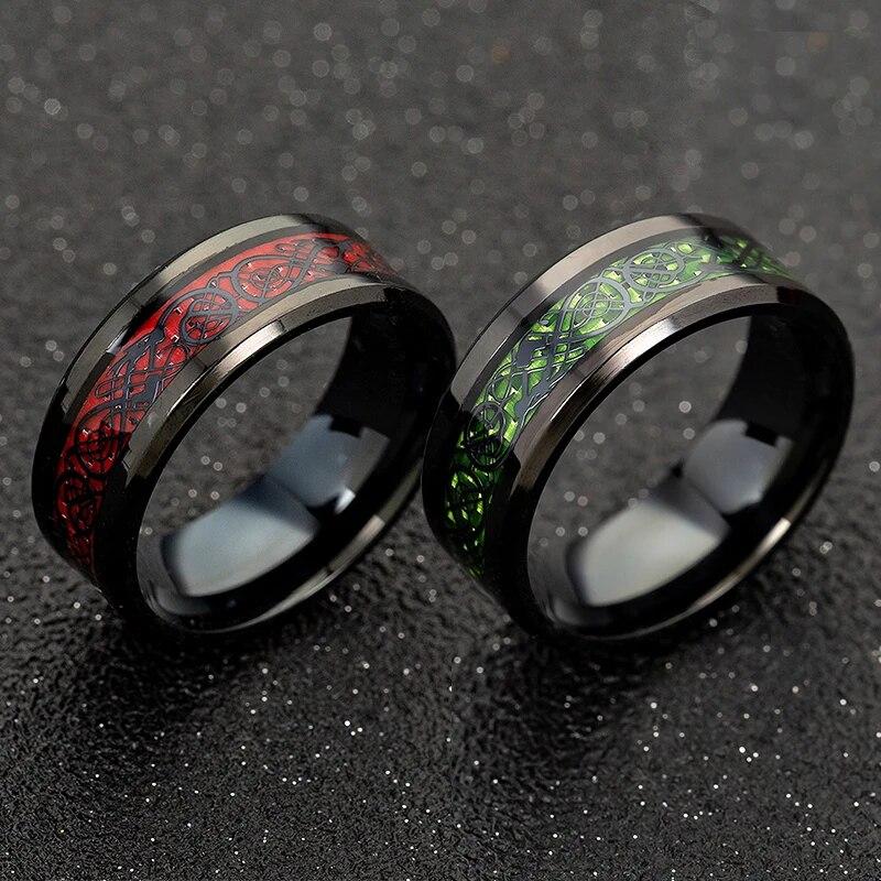 2023 Steel Men Fashion Stainless Dragon Ring Inlay Purple Black Carbon Fiber Ring Wedding Band Jewelry 8mm
