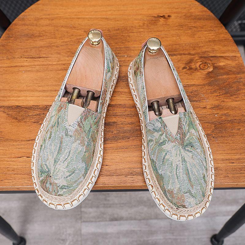 Новые туфли для мужчин. Повседневная обувь из парусины. Летние модные принты. Дышащие мокасины без застежек. Уличные туфли на плоской подошве. Рыболовные туфли.