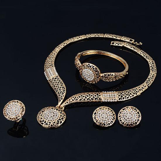 Женщины Банкет Свадебная вечеринка Полые горный хрусталь Ожерелье Браслет Кольцо Серьги Набор