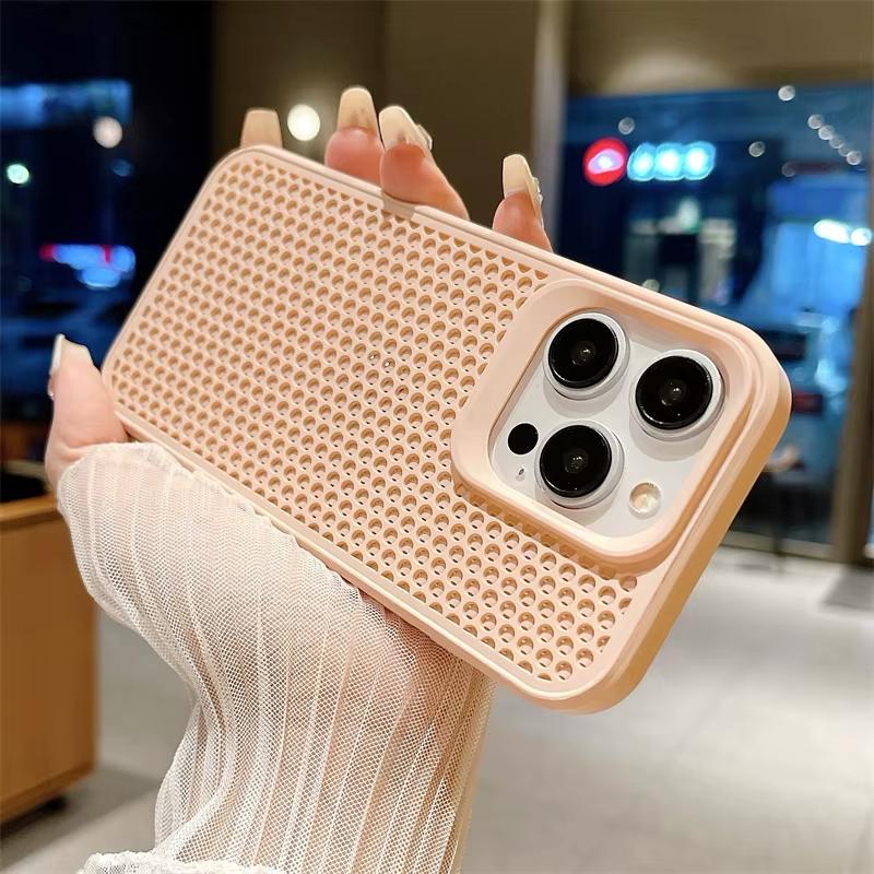 Heat Mesh Breathable Luxury Dissipation Phone Case For Iphone 16 15 14 Plus 13 12 11 Pro Max Shockproof Soft Bumper Hard Cover