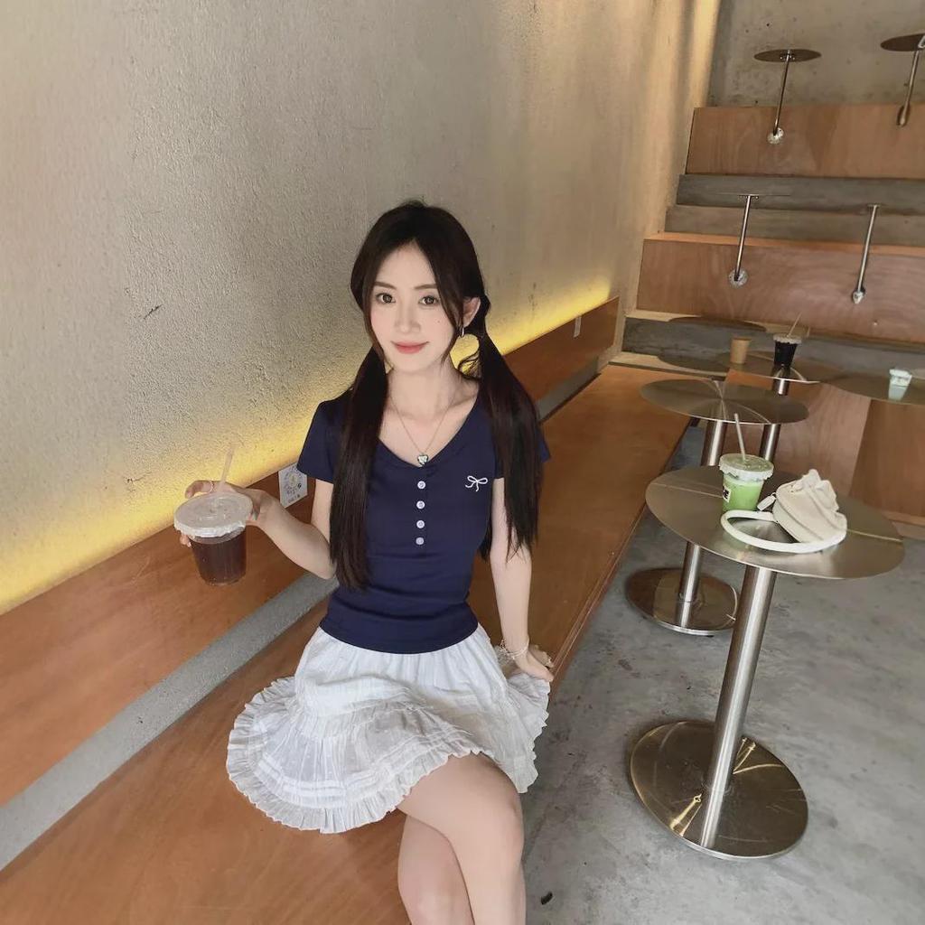 2025 Summer V-neck Bow Embroidery Short-Sleeve T-shirt for Women: Stylish, Slimming, and Versatile Top