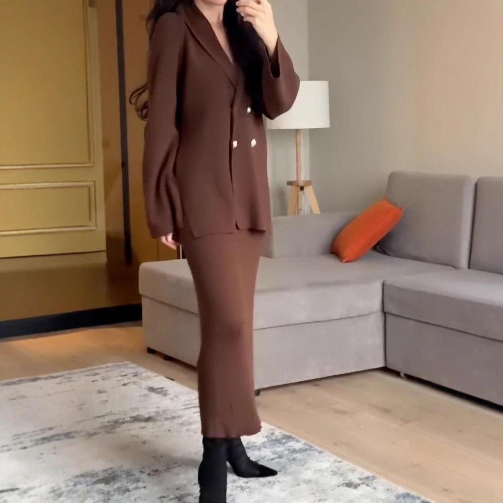 Женский вязаный кардиган и юбка-миди, комплект, Осень 2025 - Европейская и американская мода