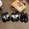 Flip-flops Water Diamond Beach Slippers Women's Summer Thick-soled Shoes Casual and Fashionable Shoes and Flip-flops