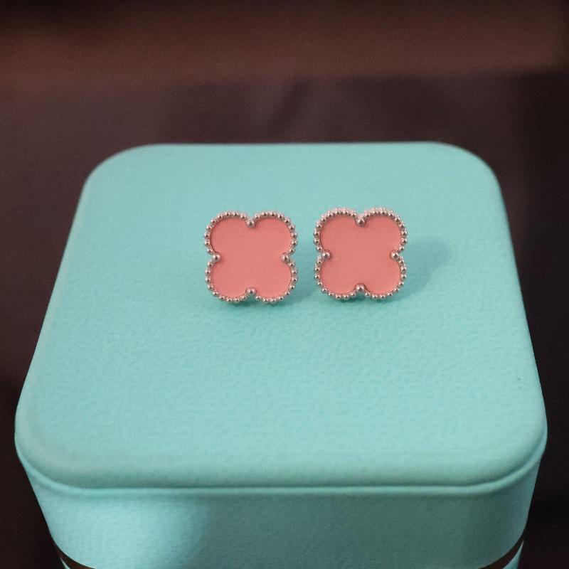 18K Gold Plated Mother-of-Pearl Four-Leaf Clover Jewelry Set: Bracelet, Necklace, Ring, Stud Earrings