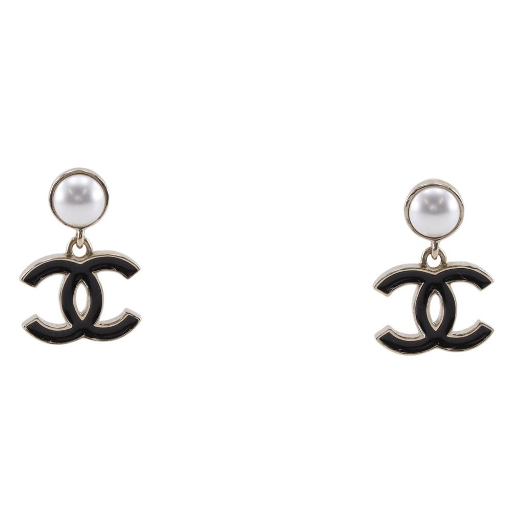 CHANEL Logo COCO Mark Piercing gold/black Plated Gold/Fake pearl 9.82g Women Used