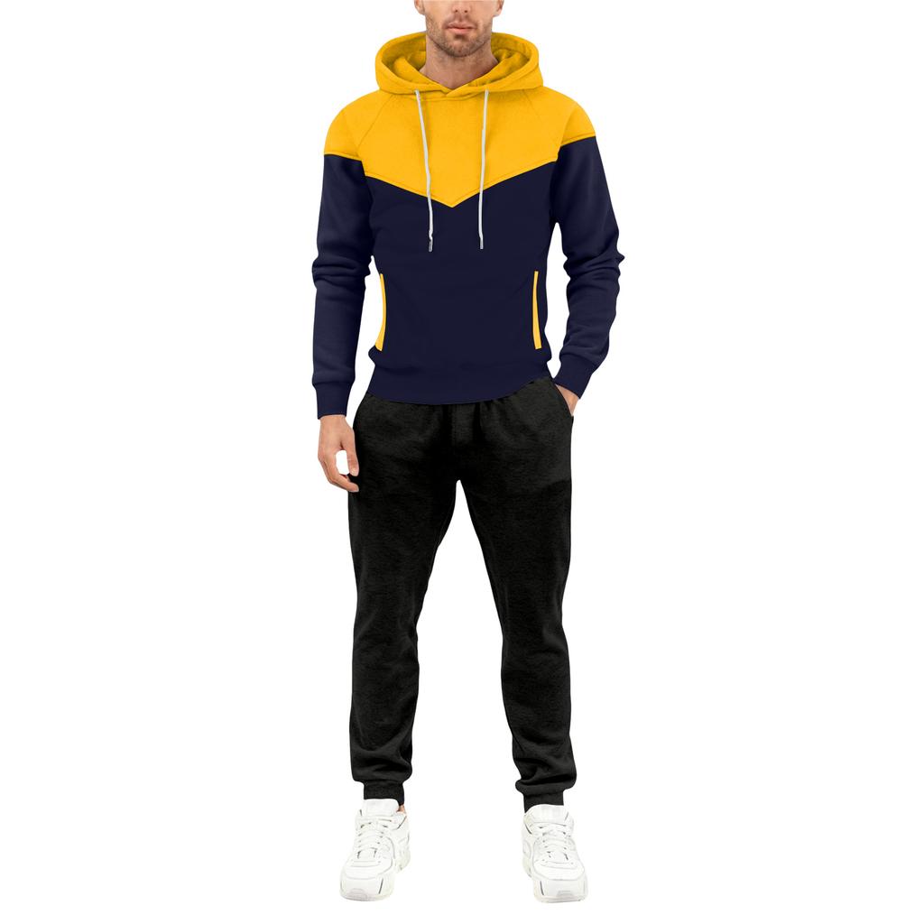Мужской спортивный костюм с капюшоном на осень/зиму