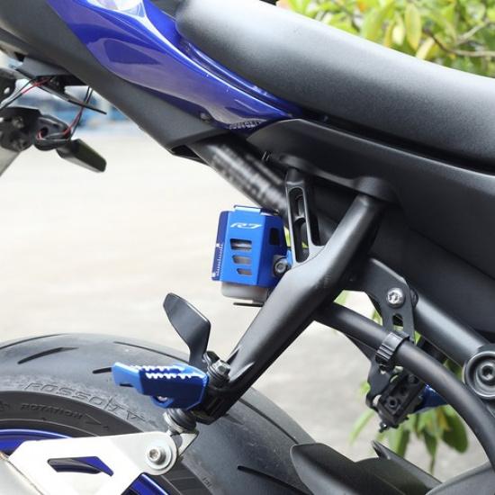 For YAMAHA YZF R7 2024 2025 Rear Brake Fluid Reservoir Cap Guard Cover