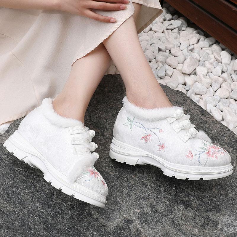 Зимние сапоги женские роскошные вышитые хлопковые туфли женские пушистые плюшевые теплые зимние сапоги модные ботильоны на платформе с скрытым каблуком