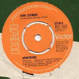 7-дюймовая пластинка ДЖОН СТЮАРТ (2) - Армстронг RCA2422 RCA Victor 1973 Великобритания Поп Б/у