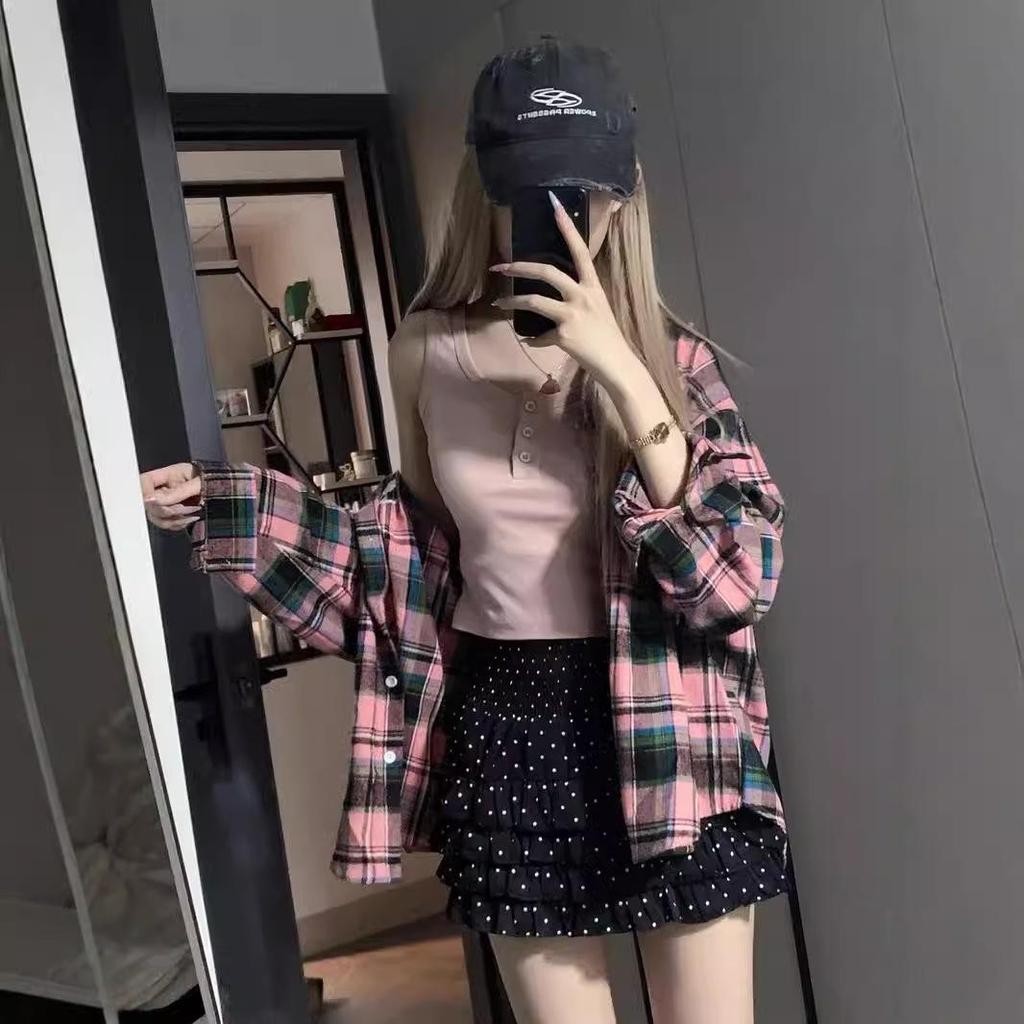 Women's Summer Sun Protection Plaid Shirt Jacket - 2024 Oversized Long-Sleeve Retro Top for Early Autumn.