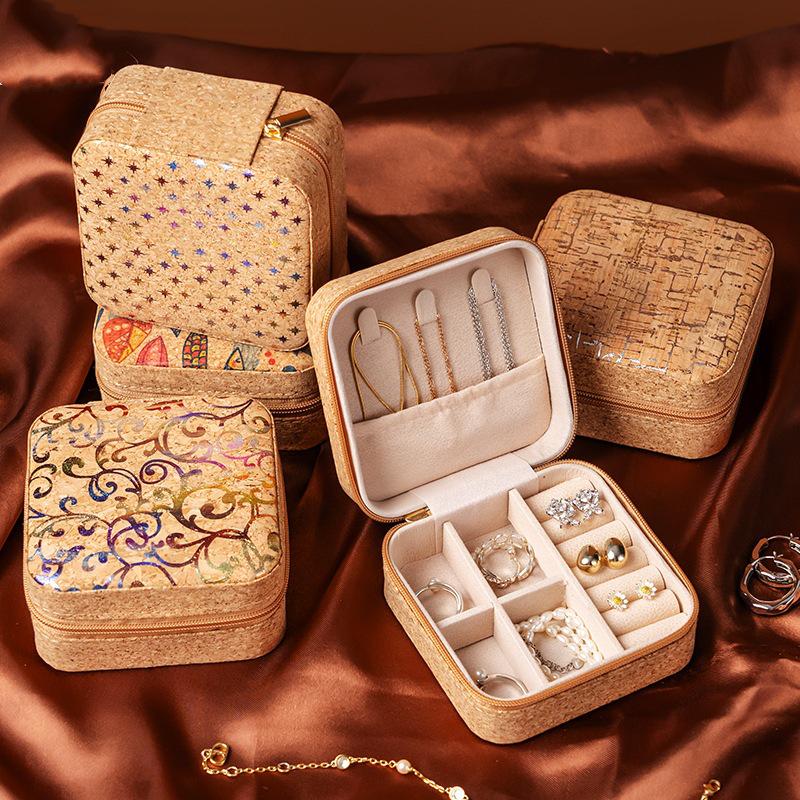 Ретро Легкая Роскошь Портативная Коробка для Хранения Ювелирных Изделий для Колец и Ожерелий