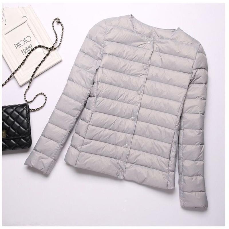 Белый утиный пух, легкий тонкий пуховик, женский круглый вырез, короткая секция, без воротника, осенне-зимняя теплая куртка большого размера с внутренней стороны