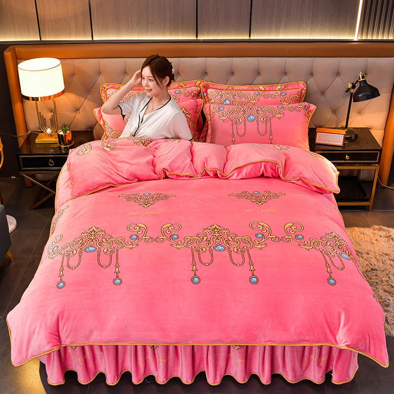 Thickened Milk Velvet Four-piece Set, Flannel Sheets and Quilt Cover, Coral Velvet Three-piece Bedding Set