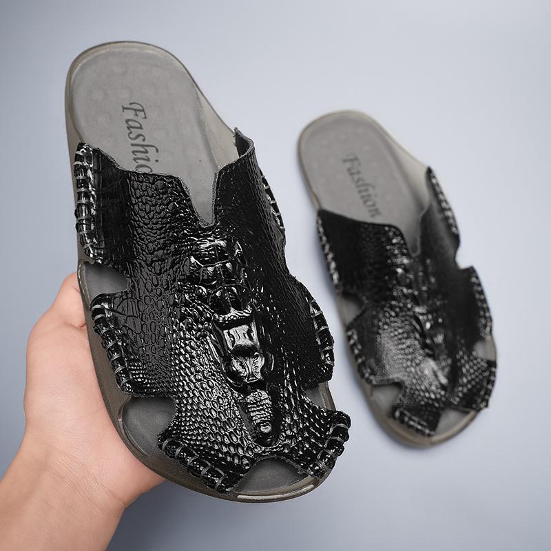 Summer Men's Slippers Fashion Crocodile Handmade Casual Slippers Indoor Bathroom Non Slip Designer Flip Flops Men Beach Sandals