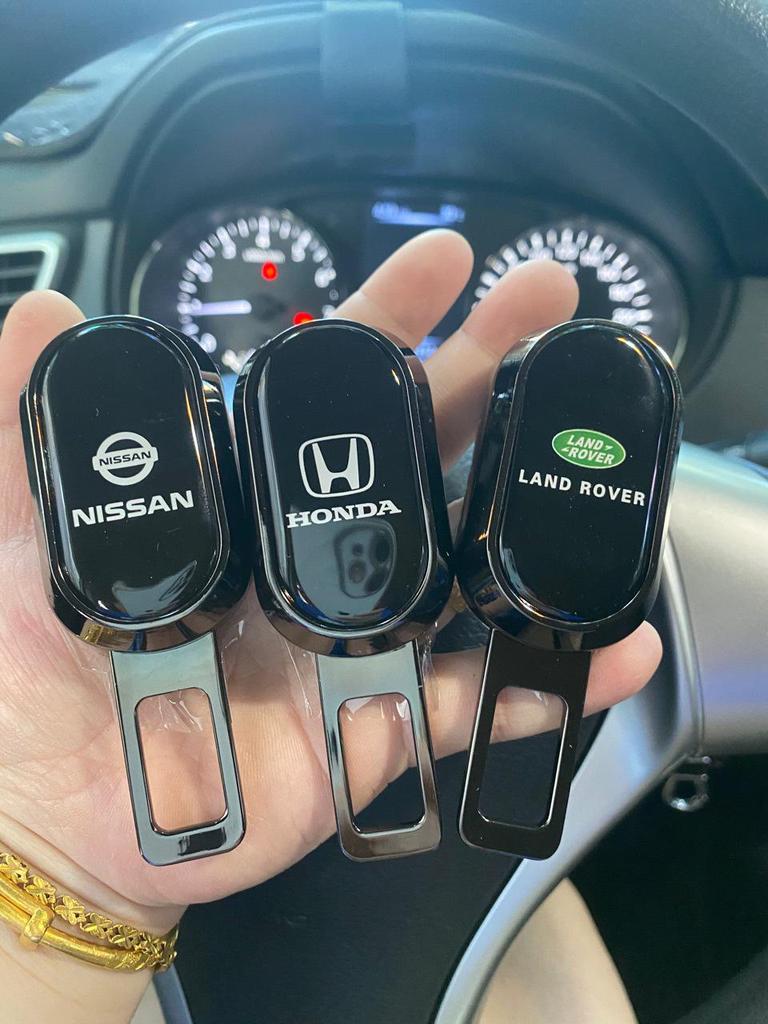 Multifunctional Zinc Alloy Car Buckle Extender with Double Buckle Protection