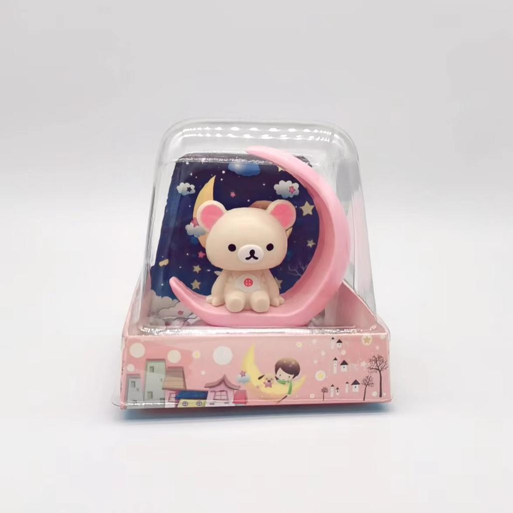 Rilakkuma Фигурки Действия Новая Милая Кивающая Расслабленная Кукла-Медведь Модель Автомобиля Украшение на Солнечной Энергии Домашний Декор Классические Игрушки для Детей Подарок