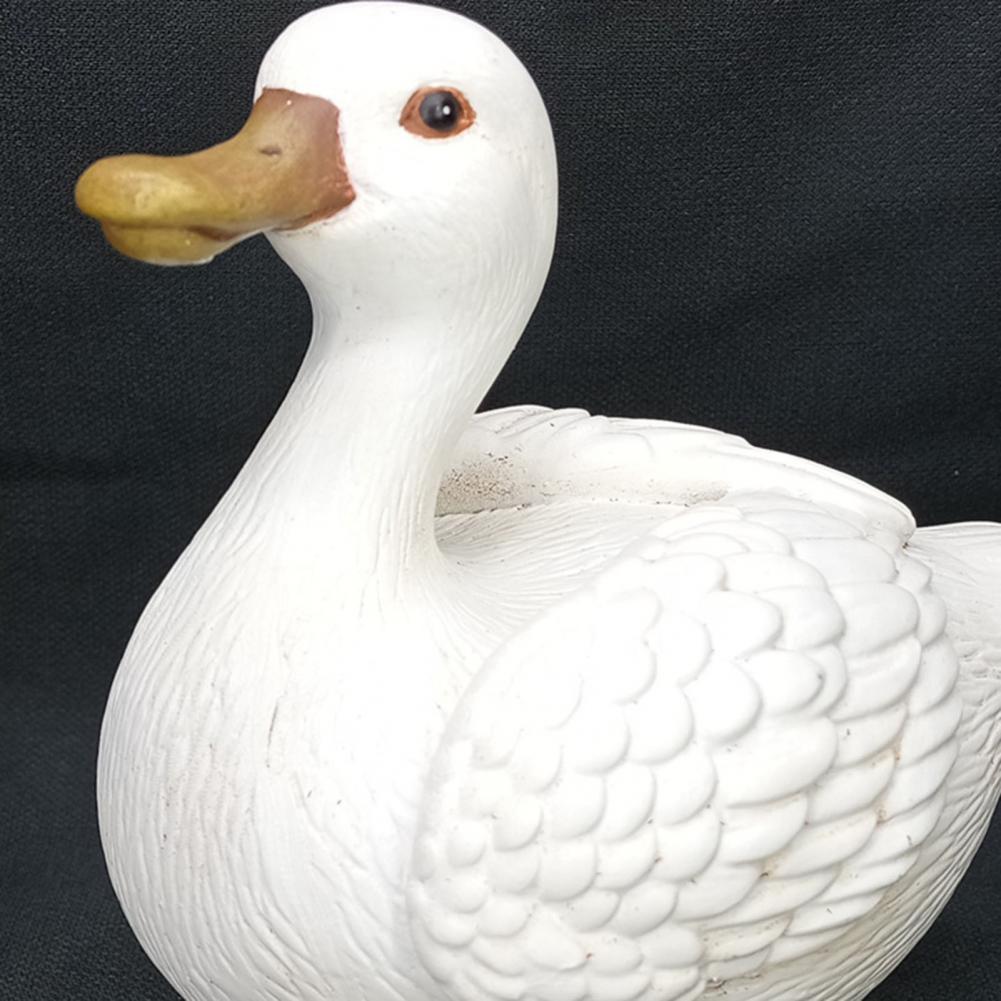 Duck Ornament Magnetic Key Holder Resin Duck Goose Key Holders for Home Office Decor Cute Figurines with Magnetic Tool Racks