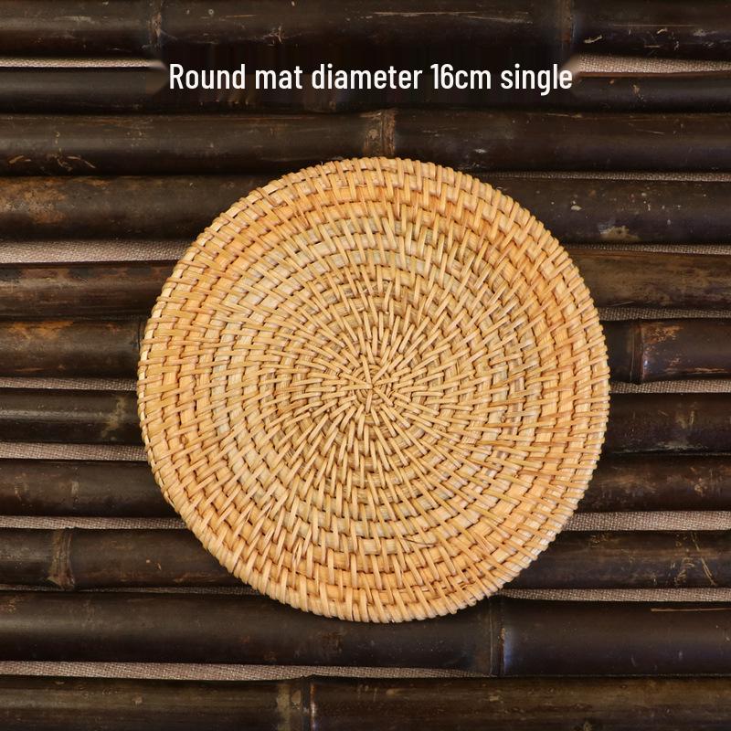 Набор подстаканников и противоскользящих ковриков для стола, плетеных из ротанга вручную: Термостойкие подставки под стаканы, чайники, миски, тарелки и обеденные столы.