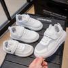 Весенне-летний стиль, детские белые туфли среднего и большого размера, кроссовки для мальчиков, спортивная обувь для девочек с мягкой нескользящей подошвой