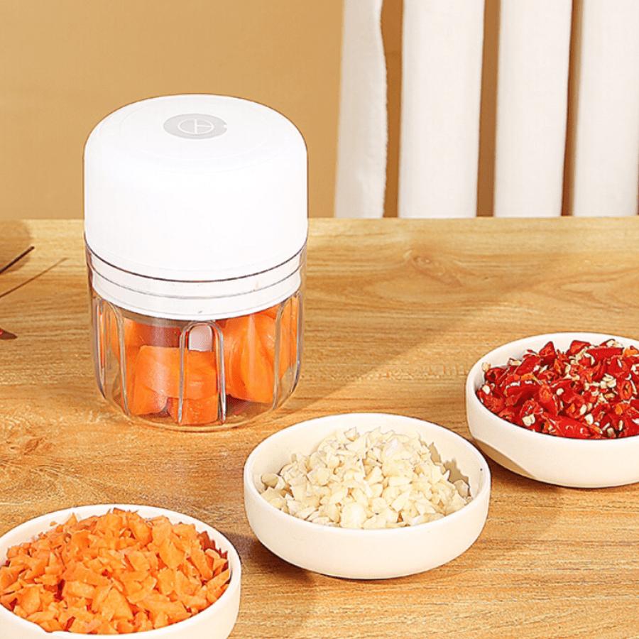 Wireless portable electric garlic chopper, mini garlic masher, compact easy-use kitchen tool