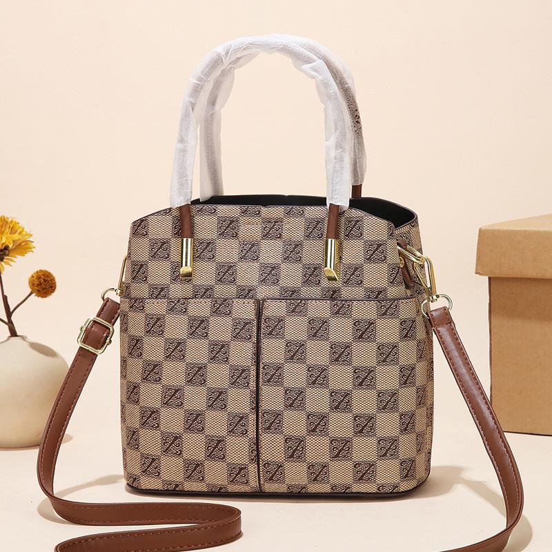 Fashionable Medium Sized Tote Bag For Women In Chic Colors With Convenient Zipper Closure