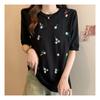 Navava Short Sleeve Knit Flower Embroidery Round Neck Nk2211