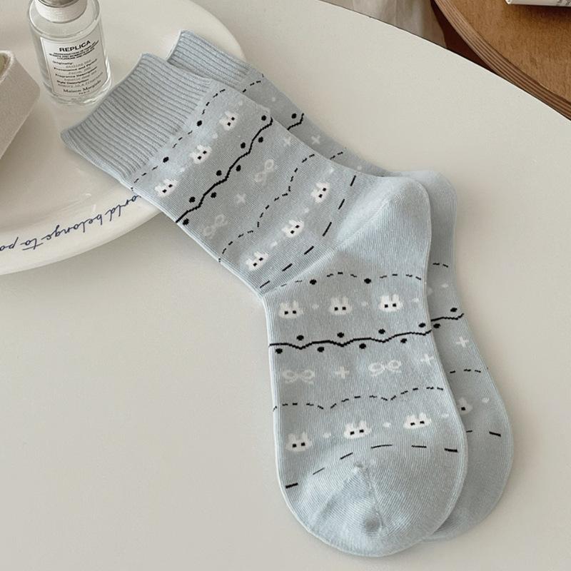 Мультяшная вышивка щенка, милые носки, женские осенне-зимние носки средней длины, корейские полосатые хлопковые вязаные эластичные длинные носки
