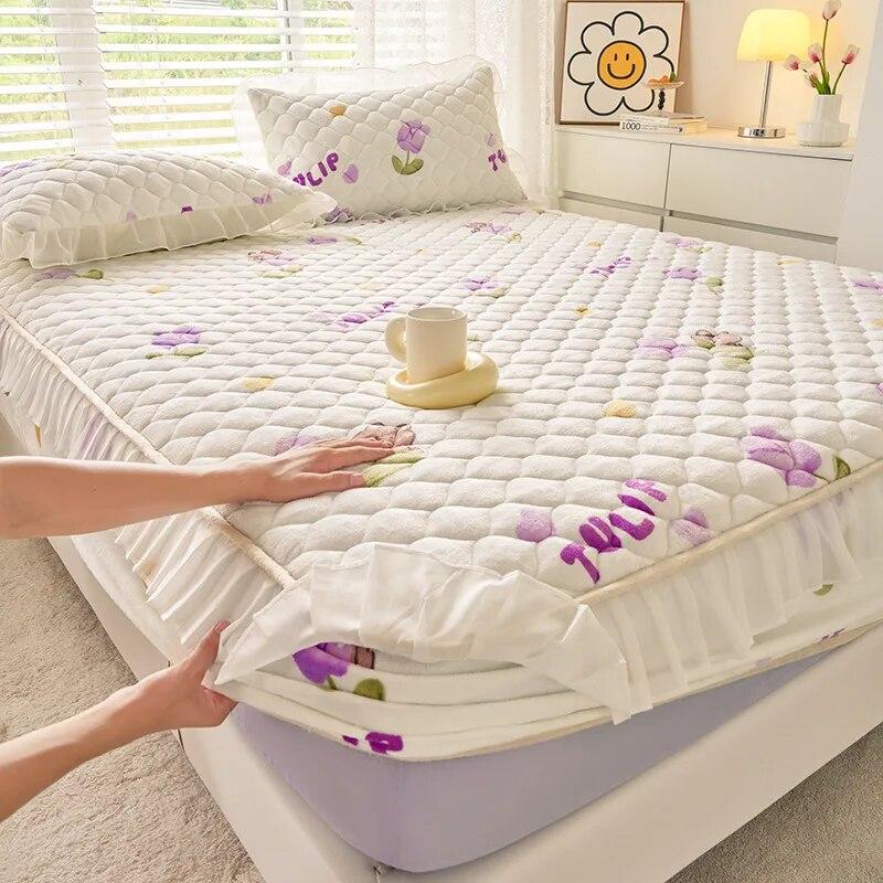 Зимний теплый молочный бархатный комплект простыней, милая простыня на подкладке с героями мультфильмов и 2 наволочками, нескользящий наматрасник, двуспальное покрывало размера «king-size»