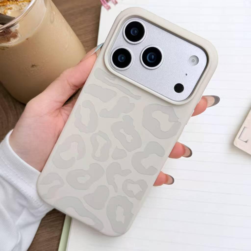 Высококачественный силиконовый чехол с леопардовым принтом для iPhone 17 PM/16 Pro Max/15