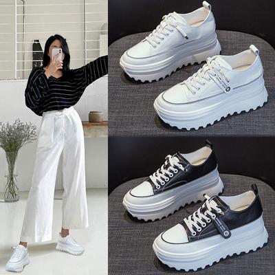 Женская обувь – Кроссовки