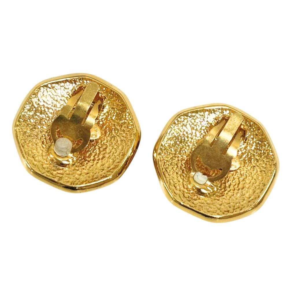 Used CHANEL Earring metal 22.3g gold plating