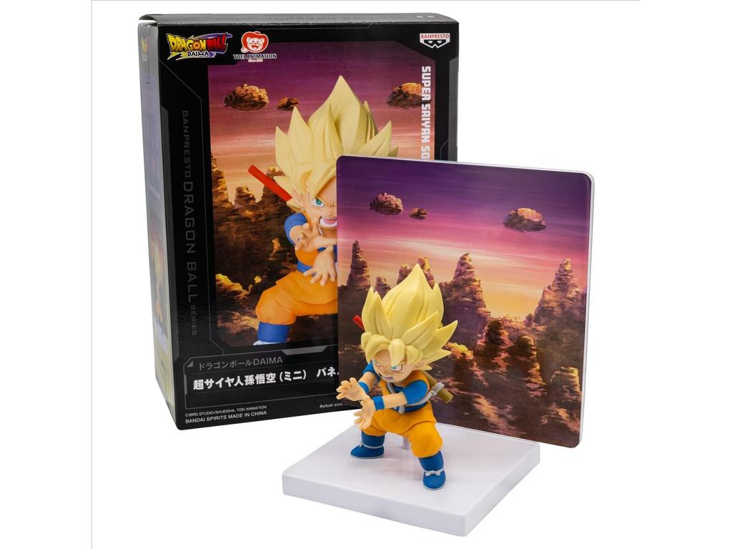 Dragon Ball DAIMA Super Saiyan Son Goku Figure with Panel (Mini)
