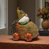1 шт. Статуэтка садового гнома «Осенний урожай», тележка из сосновых шишек с колесом-тыквой, декоративное забавное украшение в виде гнома и тележки из сосновых шишек, подходит для двора, газона, крыльца