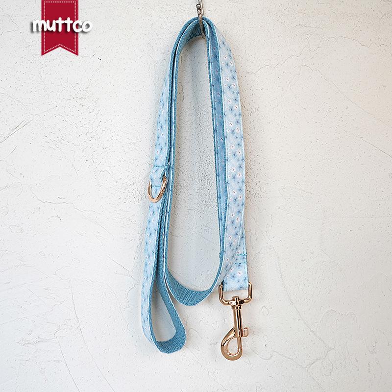 Ошейник и поводок для собак MUTTCO Blue Goose Flower с пряжкой цвета светлого золота - UDC-181J