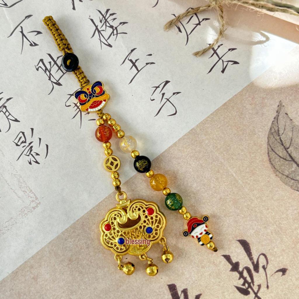 Винтажный брелок для ключей «Автомобиль на удачу» с подвеской в виде золотого зверя и пряжкой в виде колокольчика мира для мужчин и женщин