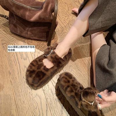 Новые плюшевые ботинки с леопардовым принтом и пряжкой 2025 года для ношения на улице зимой, велюровые теплые ботинки-бини на толстой подошве на одной педали, хлопковые ботинки для женщин