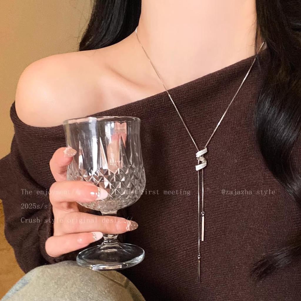 «Модное элитное жемчужное ожерелье: Универсальная цепочка на ключицу из титановой стали для женщин