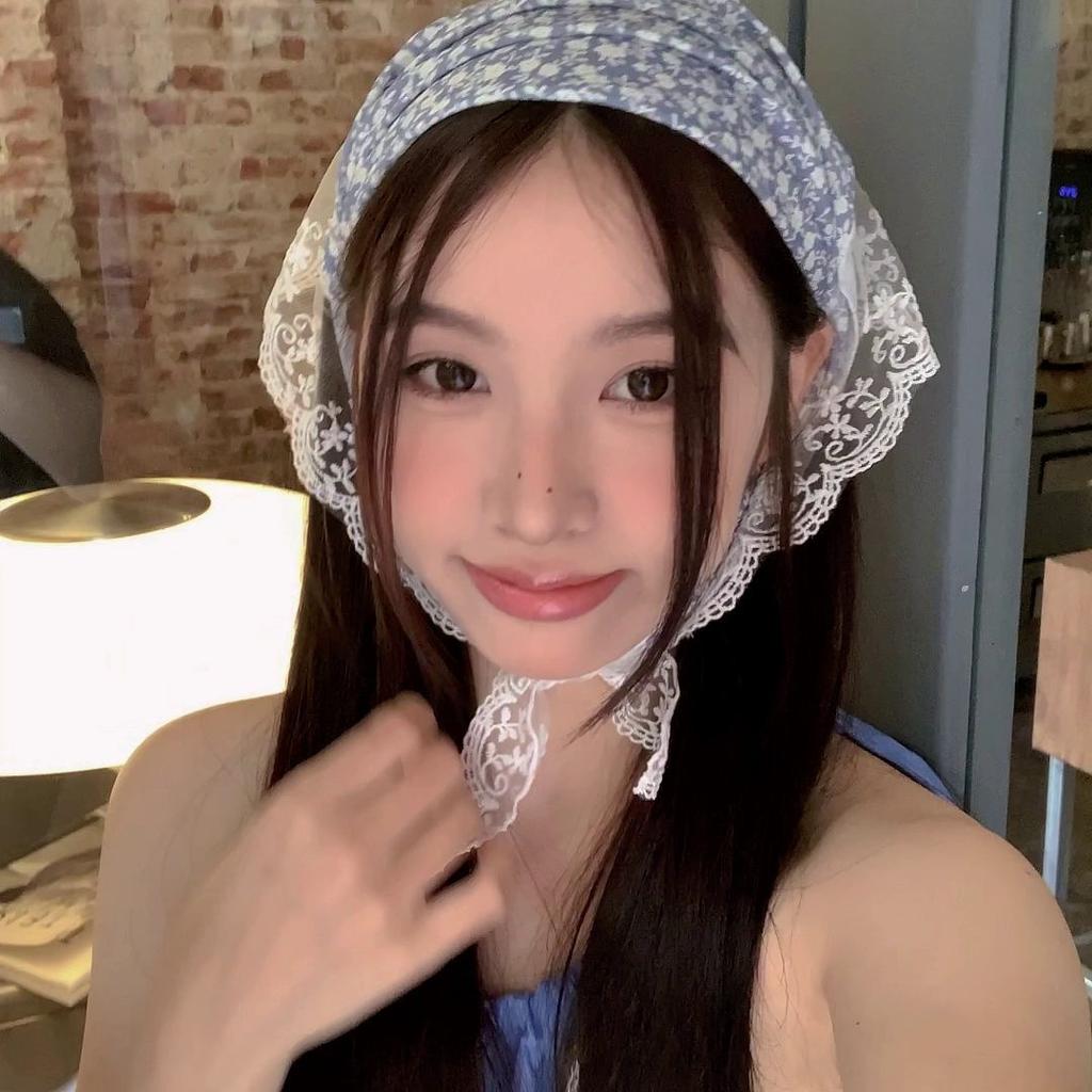 Summer Ins Lace Vintage Triangular Scarf Women Floral Print Sweet Headscarf Trend Elegant Headwear Girl Y2K Jewelry Accessories