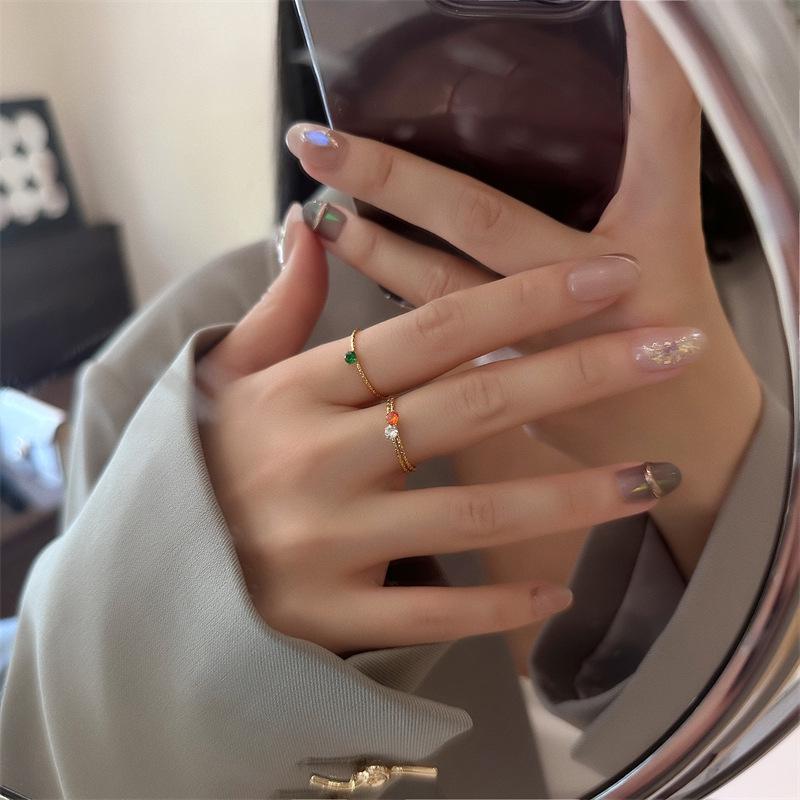 Elegant 18k Gold Thin Line Ring with Diamond Plating - A Shiny, Fashionable Statement for the Index Finger