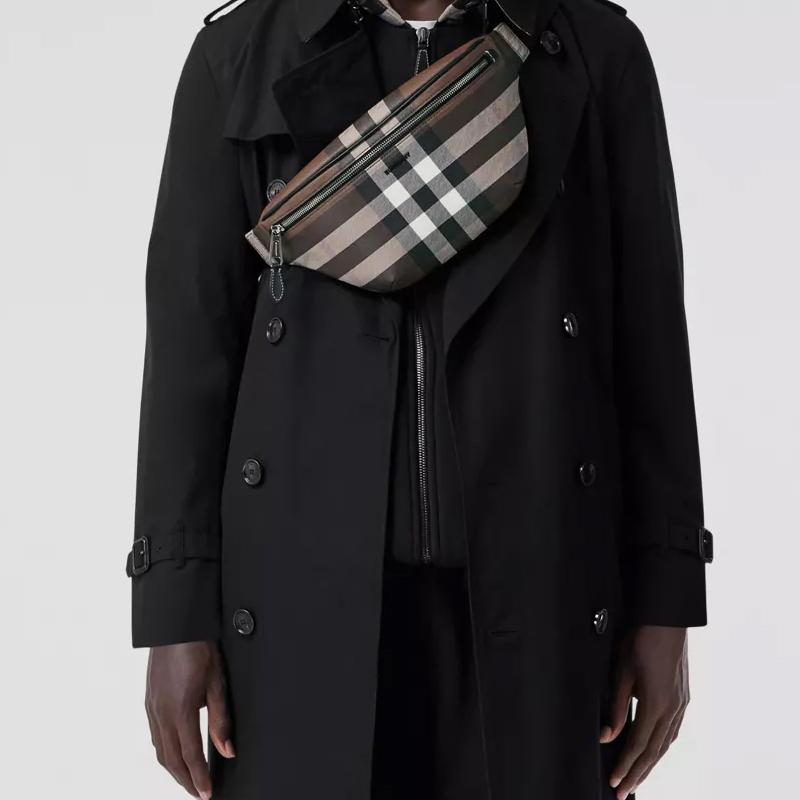 Burberry Сумка-кроссбоди на грудь из экологичного холста с темной клеткой Мужские сумки Темно-орехово-коричневый 80365591