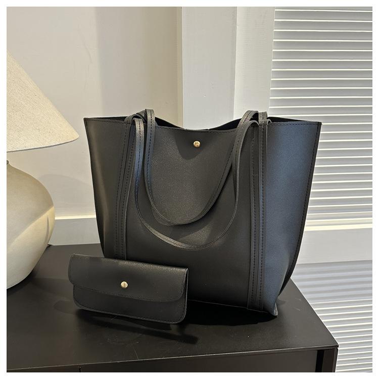 Текстурированная сумка для поездок на работу в иностранном стиле, большая вместимость 2024 года, ретро, новая мода, повседневная, через плечо, переносная женская сумка-тоут