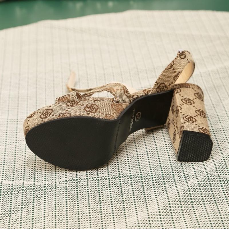 Женские дизайнерские босоножки на высоком каблуке Женские 2024 Лето Цветочный принт Туфли на каблуке Женские Массивные туфли на платформе Вечерняя обувь Большой размер 42